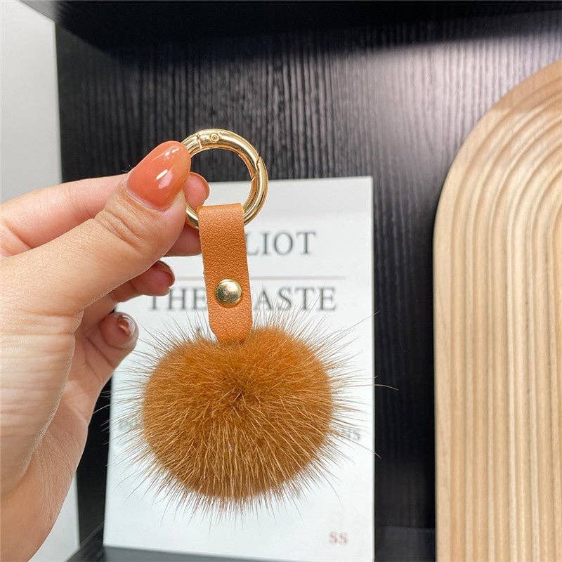 FurDecoration – Großhandel Schlüsselanhänger – Damen – Schlüsselanhänger aus flauschigem Nerzfell in Kugelform für Autoschlüsseltasche8