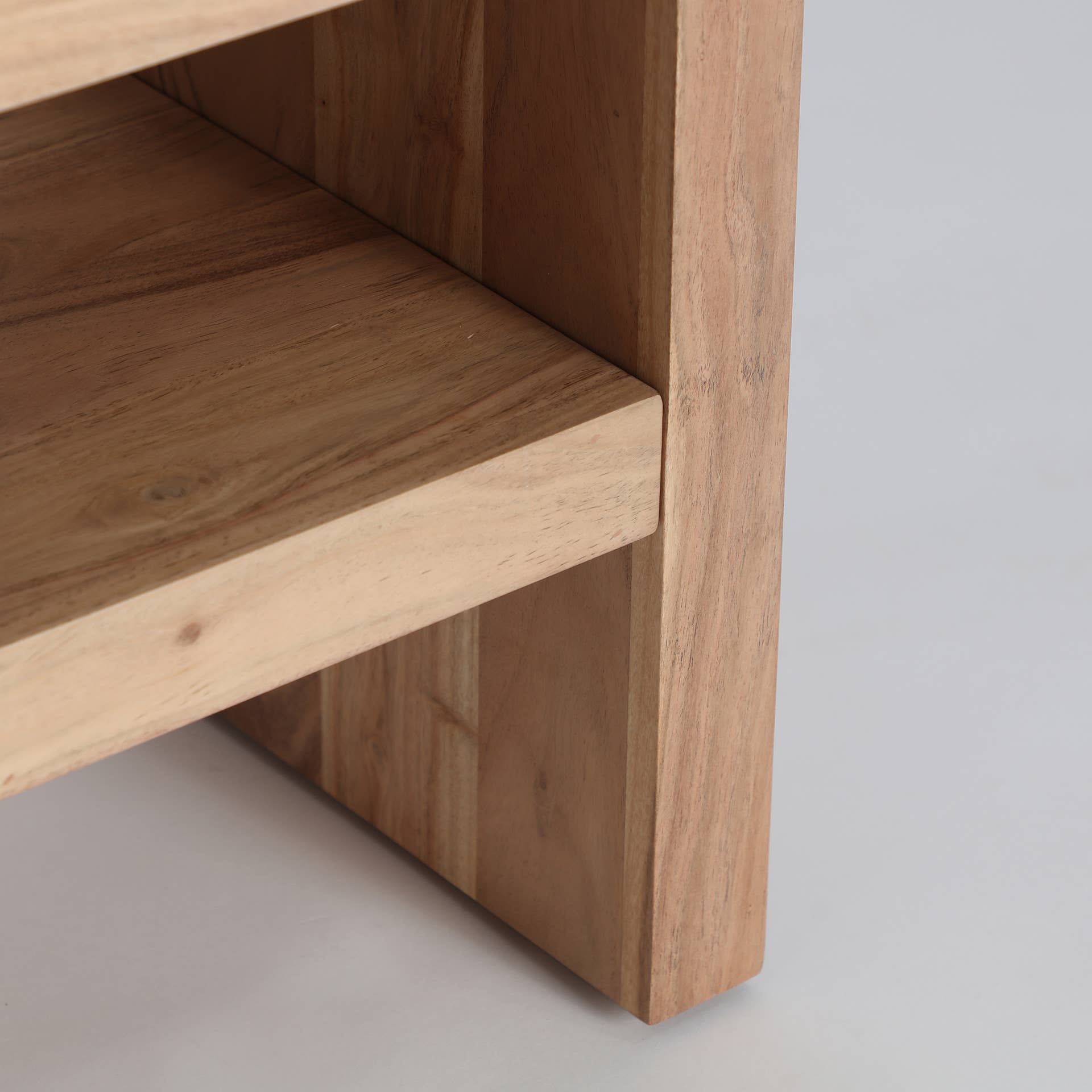 Kodu Home Design - Wholesale Console Table - Acacia wood TV stand in light brown color, 145x40x45cm3