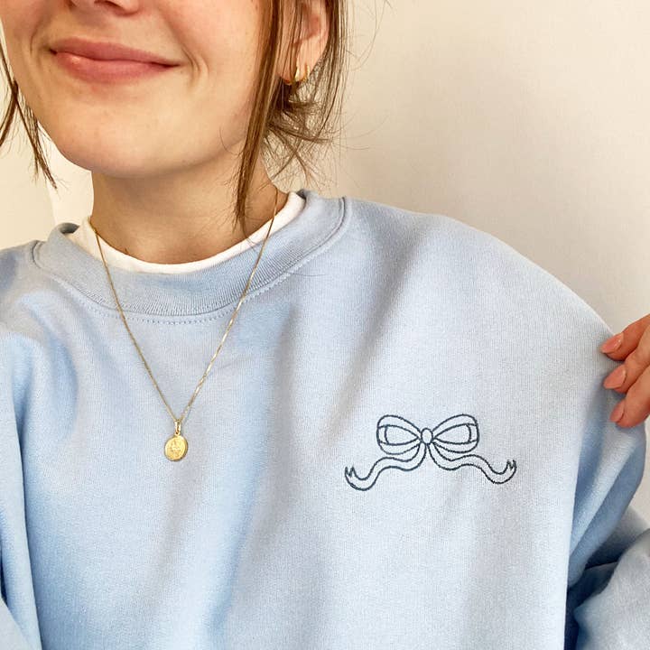 Dainty Outline Bow Embroidered Gemma Sweatshirt | Cute Monogram Bow Sweatshirt for wholesale by Arden & Gold