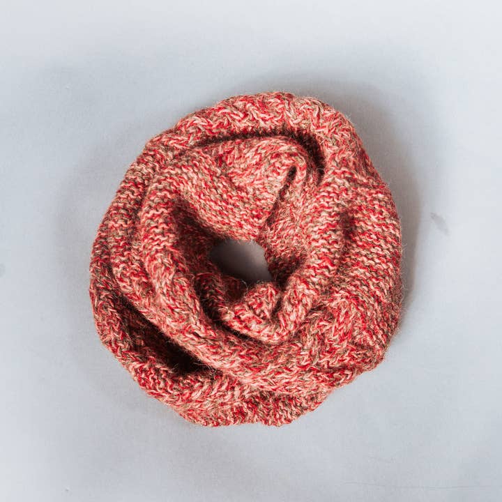 Awamaki - Wholesale Scarf - Unisex - Wayra Cable Infinity Scarf11