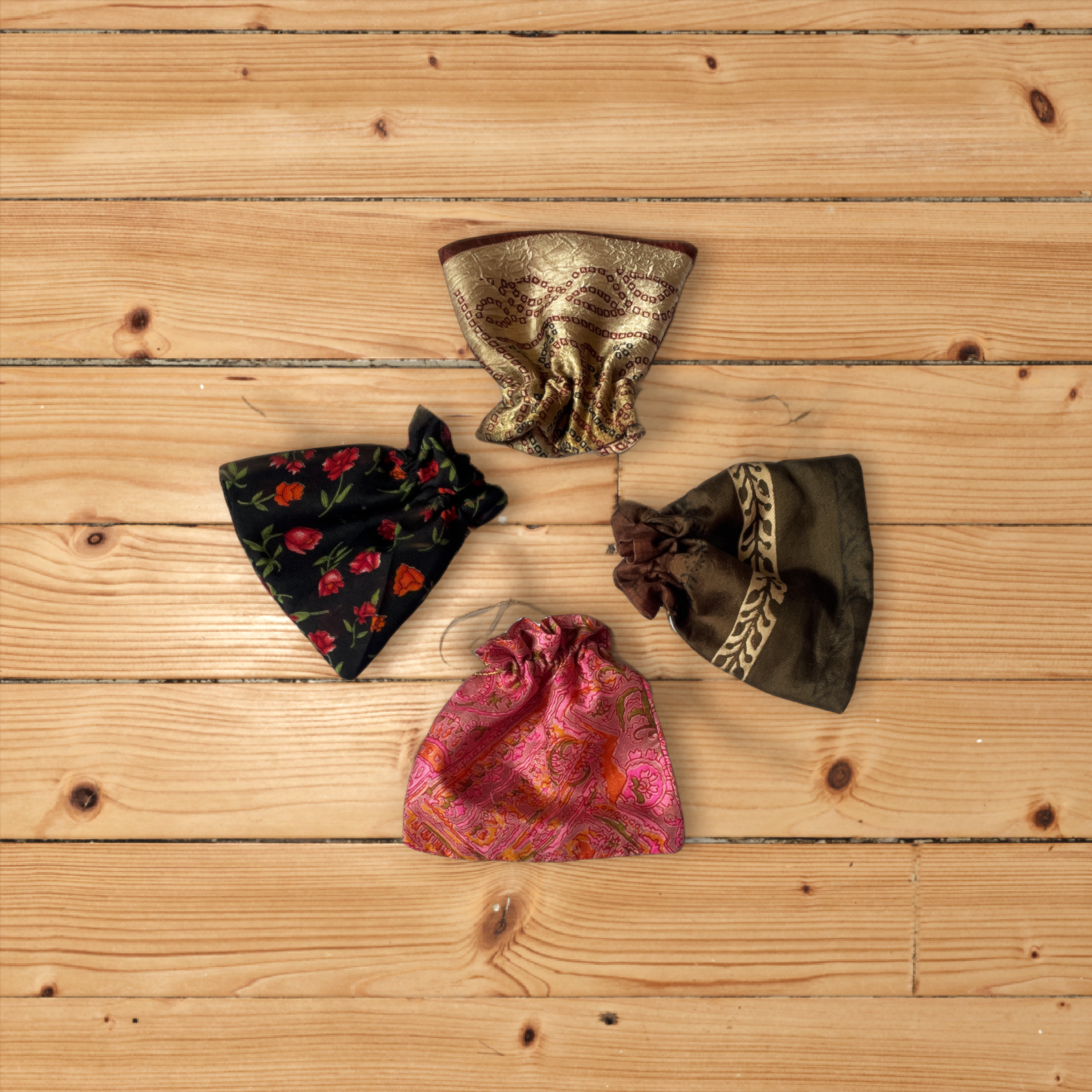 Hopes Unlimited - Wholesale Gift Bag - Sari Drawstring Gift Bag1