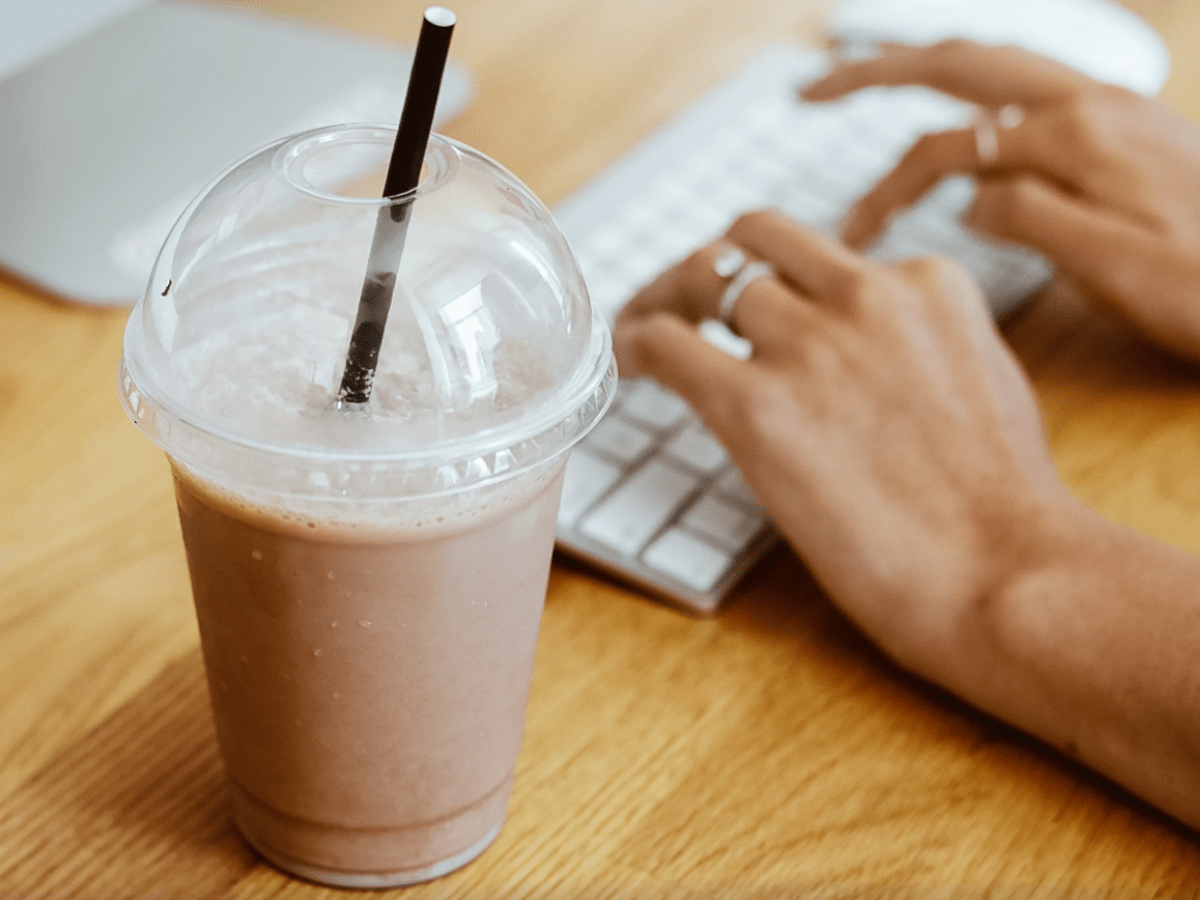 Innovative Beverage Concepts - Wholesale Iced Coffee/Cold Brew - MOCAFE™ Original Mocha Frappe (Reduced Sugar)3