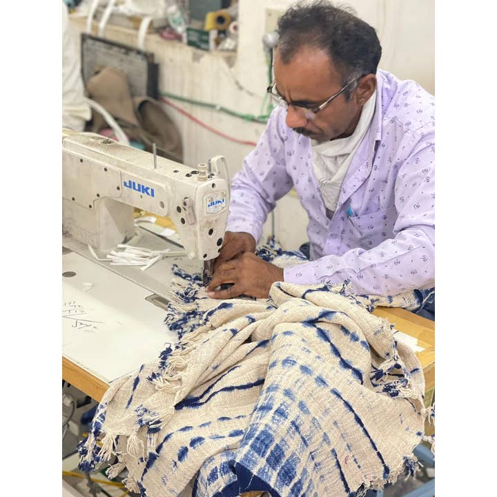 Mira Fair Trade - Wholesale Tablecloth - Shibori Throw/Tablecloth - Blue4