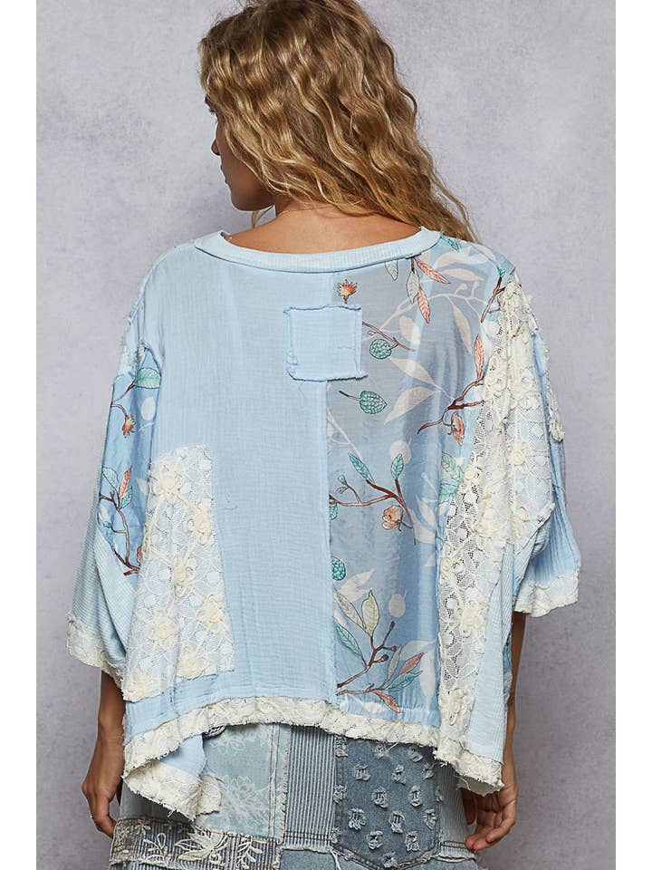 Pol Clothing - Wholesale Blouse - Women's - Round Neck Double Gauze Floral Woven Top35