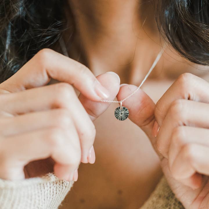 Becoming Jewelry - Wholesale Pendant/Charm Necklace - Be The Light Necklace6