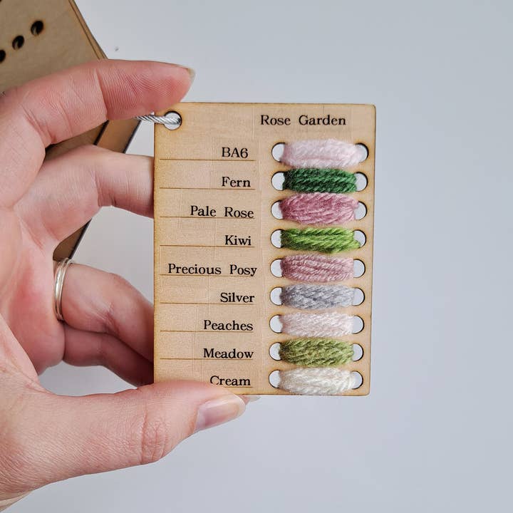 The Pigeon's Nest – wholesale Knitting/Crochet Supplies – Palette Protector | Wooden Yarn Swatch Organizer