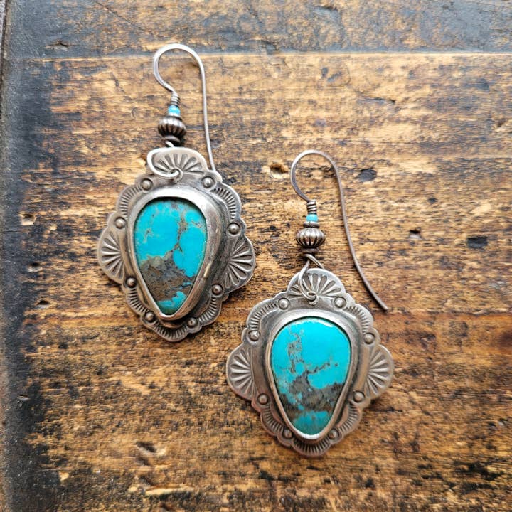 Boucles d'oreilles turquoise pour la vente par Hampui Hats