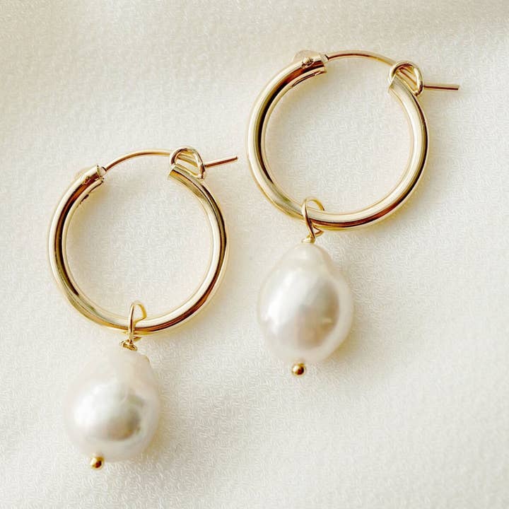 Hunter & Trove - Wholesale Hoop Earrings - Cultured Baroque Pearl 14K Gold Fi Hoop Earrings (Claudette)10