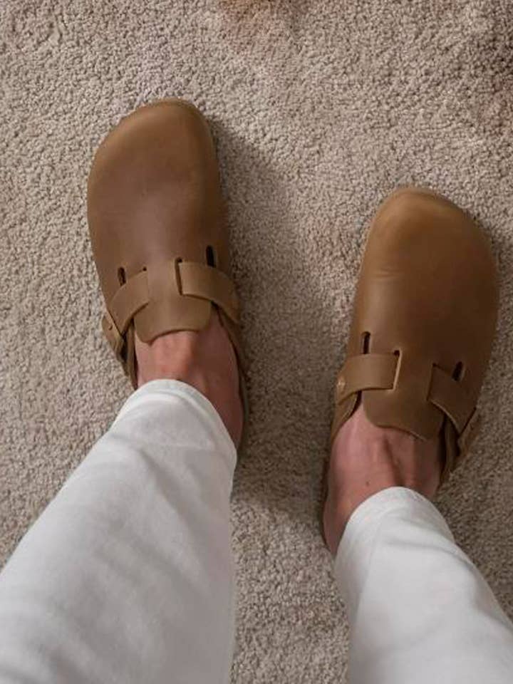 GENUINS - Wholesale Mules - Women's - RIVA OILED LEATHER CLAY UNISEX