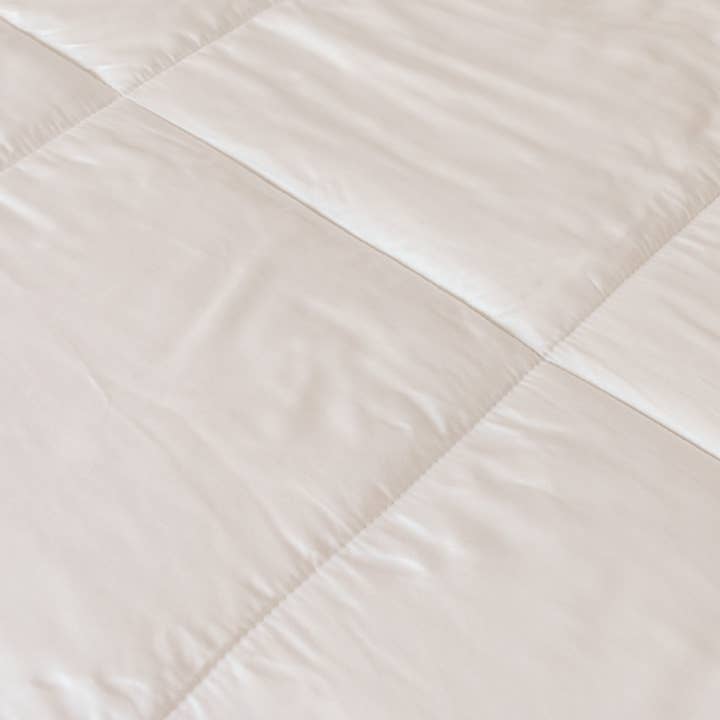 Aeptom - Wholesale Down Comforter - Organic Bamboo Sateen Comforter5