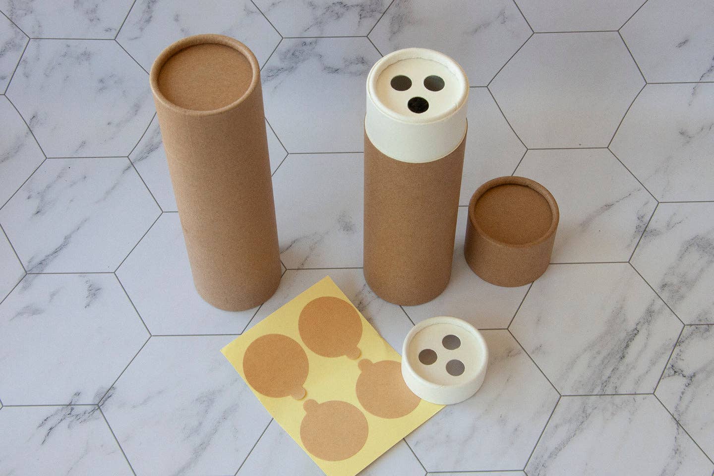 GreenWay Containers – wholesale Food storage container – 4 ounce / 115 g Paper Shaker Tube Large Holes0