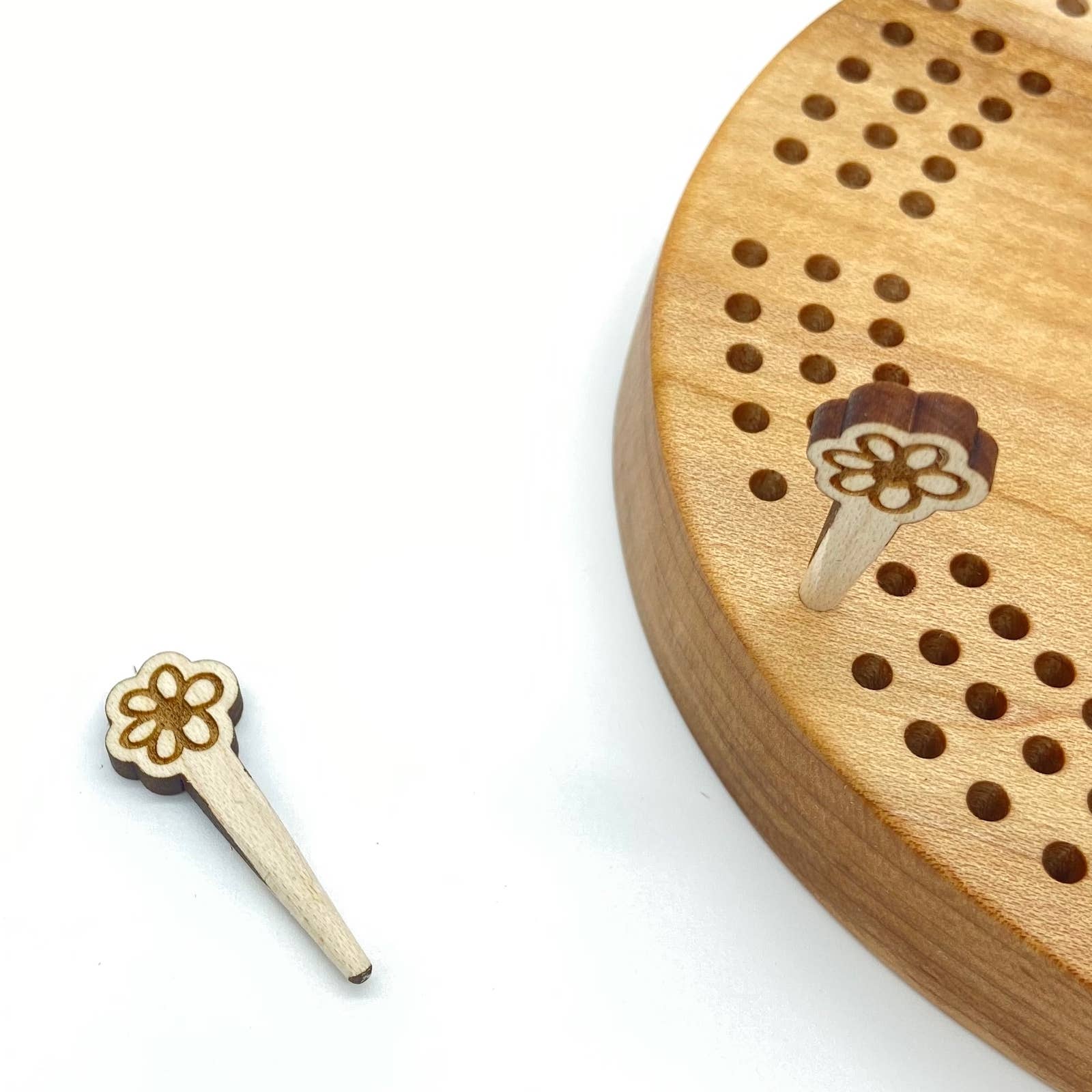 Cast & Carve - Venta al por mayor Juegos de mesa - Pinzas para cribbage, diseño de vida silvestre y cualquier diseño personalizado38