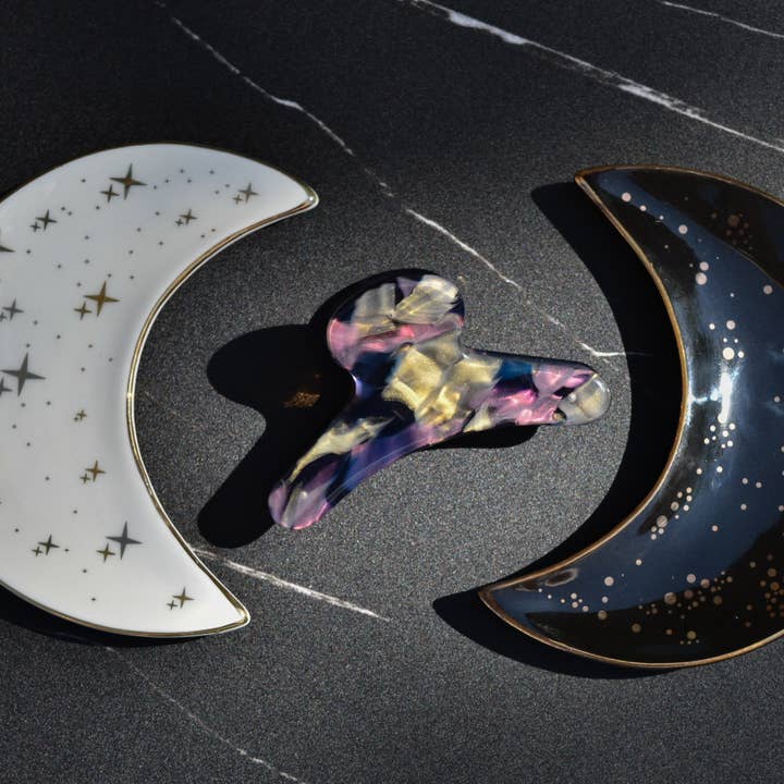 Fenna&Fei – Großhandel Haarclip – Damen – Französische Kralle im Kosmos | Schwarz Lila Gold Blau Irisierende Acetatkralle2