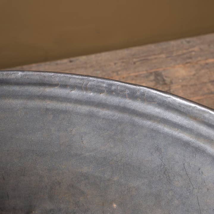 Ian Snow Ltd - Vente Bacs de rangement - Baignoire en fer vintage - 022