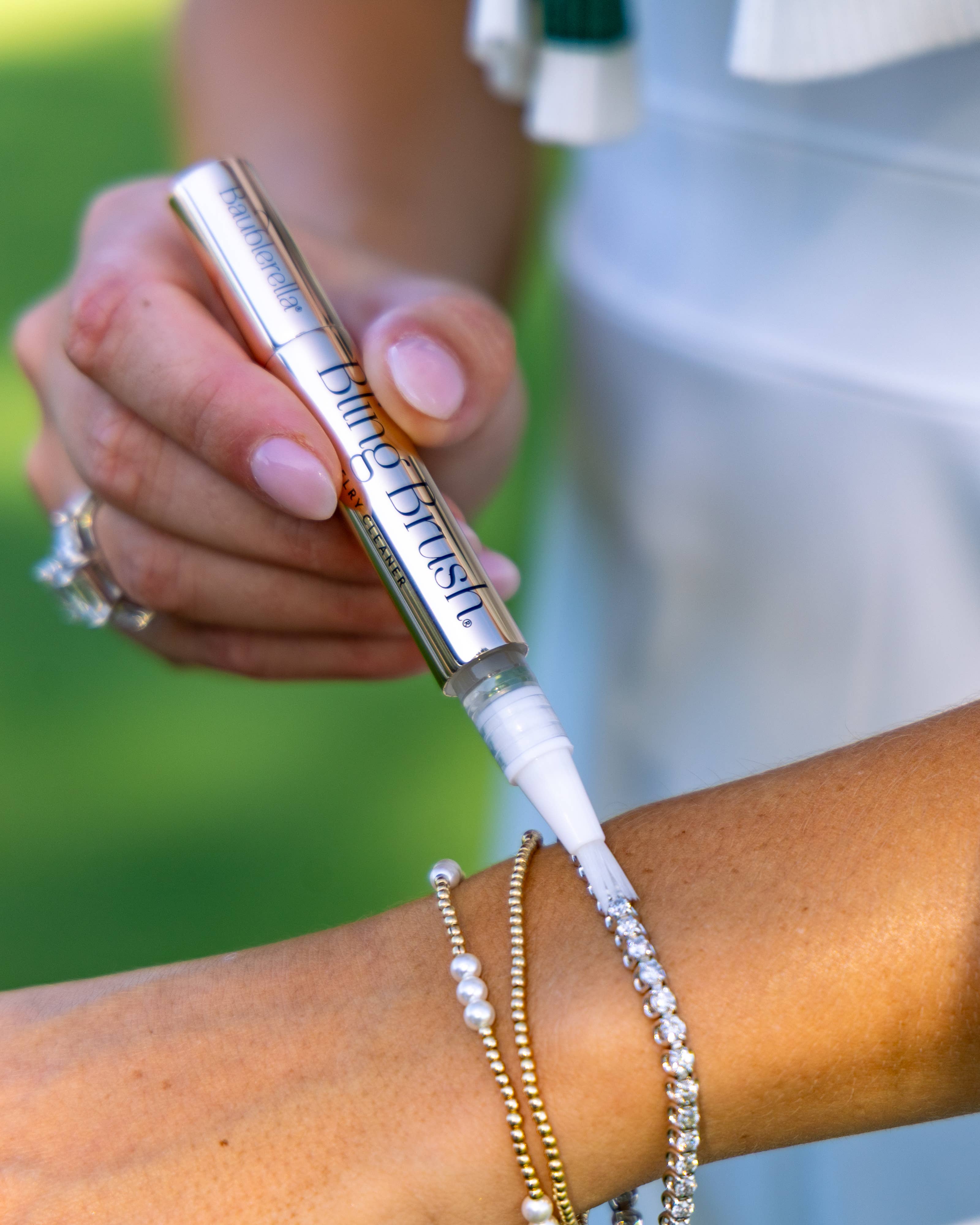 Baublerella - Wholesale Jewelry Cleaner - Bling Brush® Jewelry Cleaning Pen Tester6