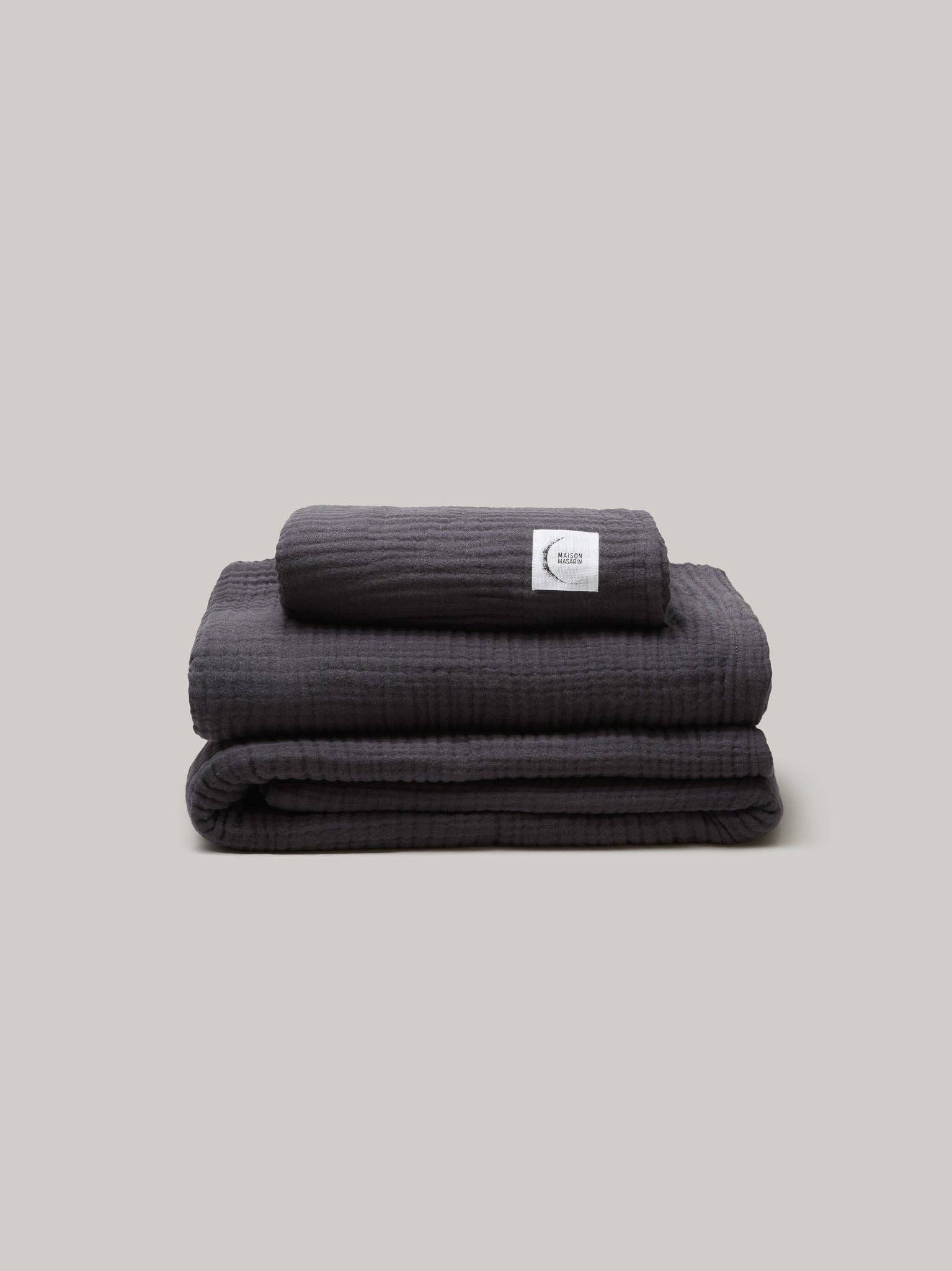 Maison Masarin – Großhandel Badehandtuch – Weiche Baumwoll-Mull-Badetücher und Leinen3