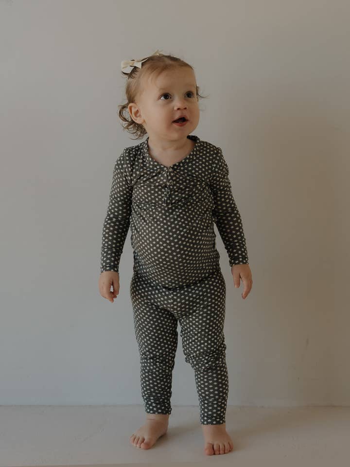 Forever French Baby - Wholesale Sleepwear Set - Kids - Bamboo Two Piece Pajamas | Green Flowers2