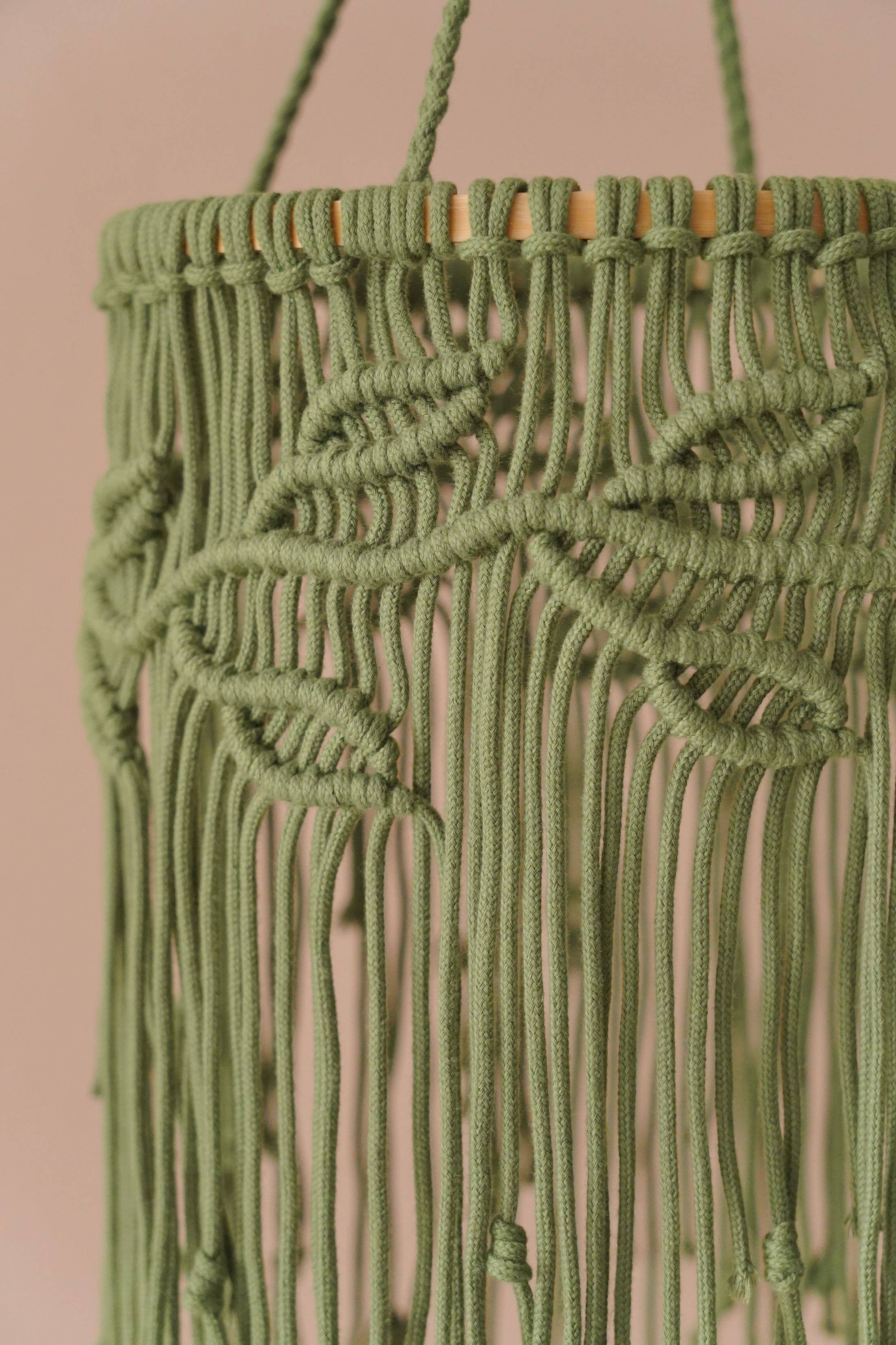 HeartCrafted – wholesale Lampshade – Macrame Lamp Shape V1412