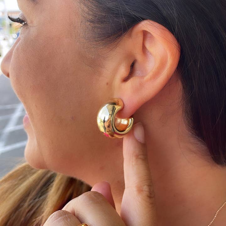 Milie Jewels – Engroshandel Hoops – 18k guldfyldte brede flade åbne glatte hoop øreringe