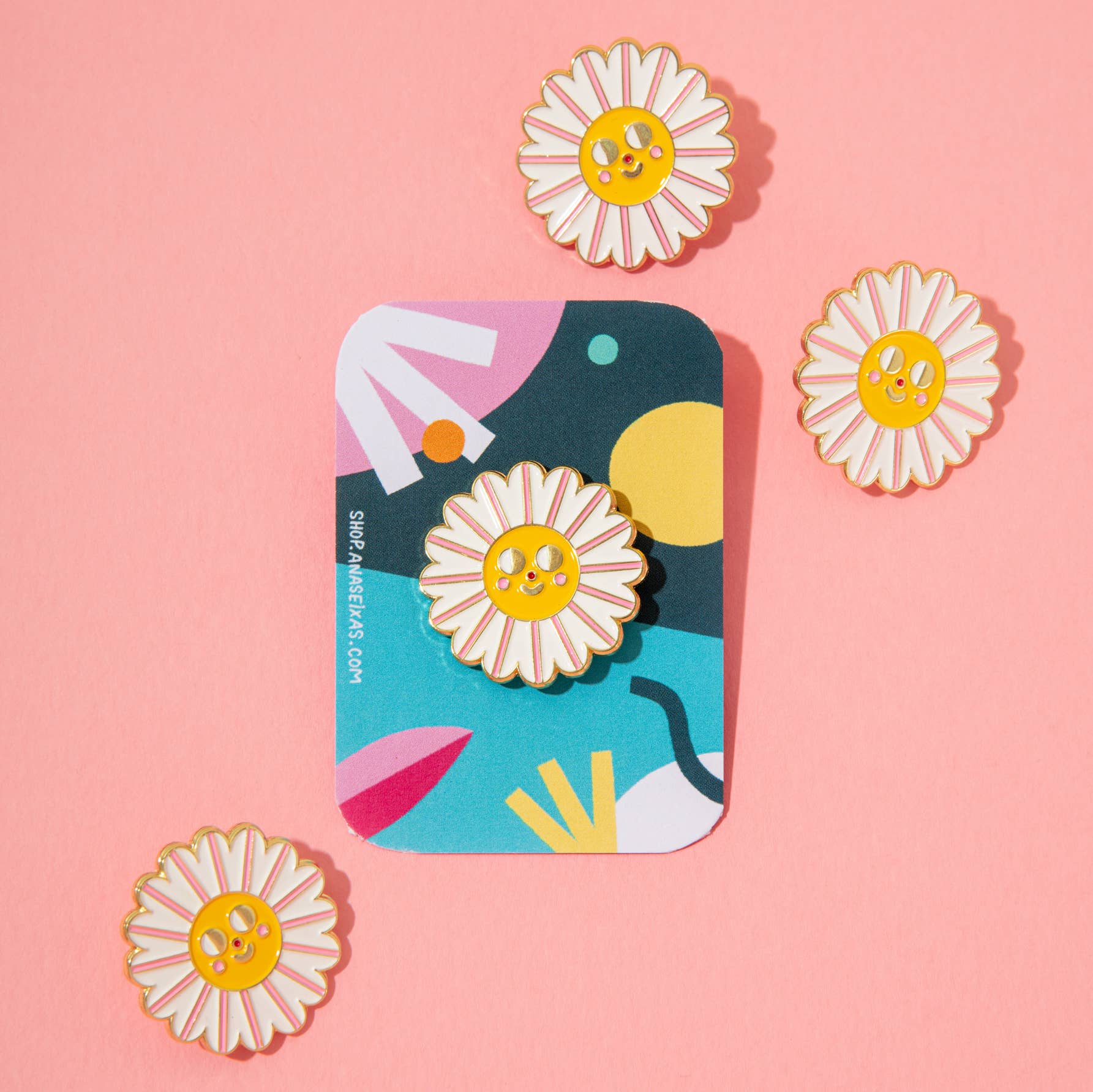 Ana Seixas - Wholesale Lapel Pin/Button - Flower // Pin2