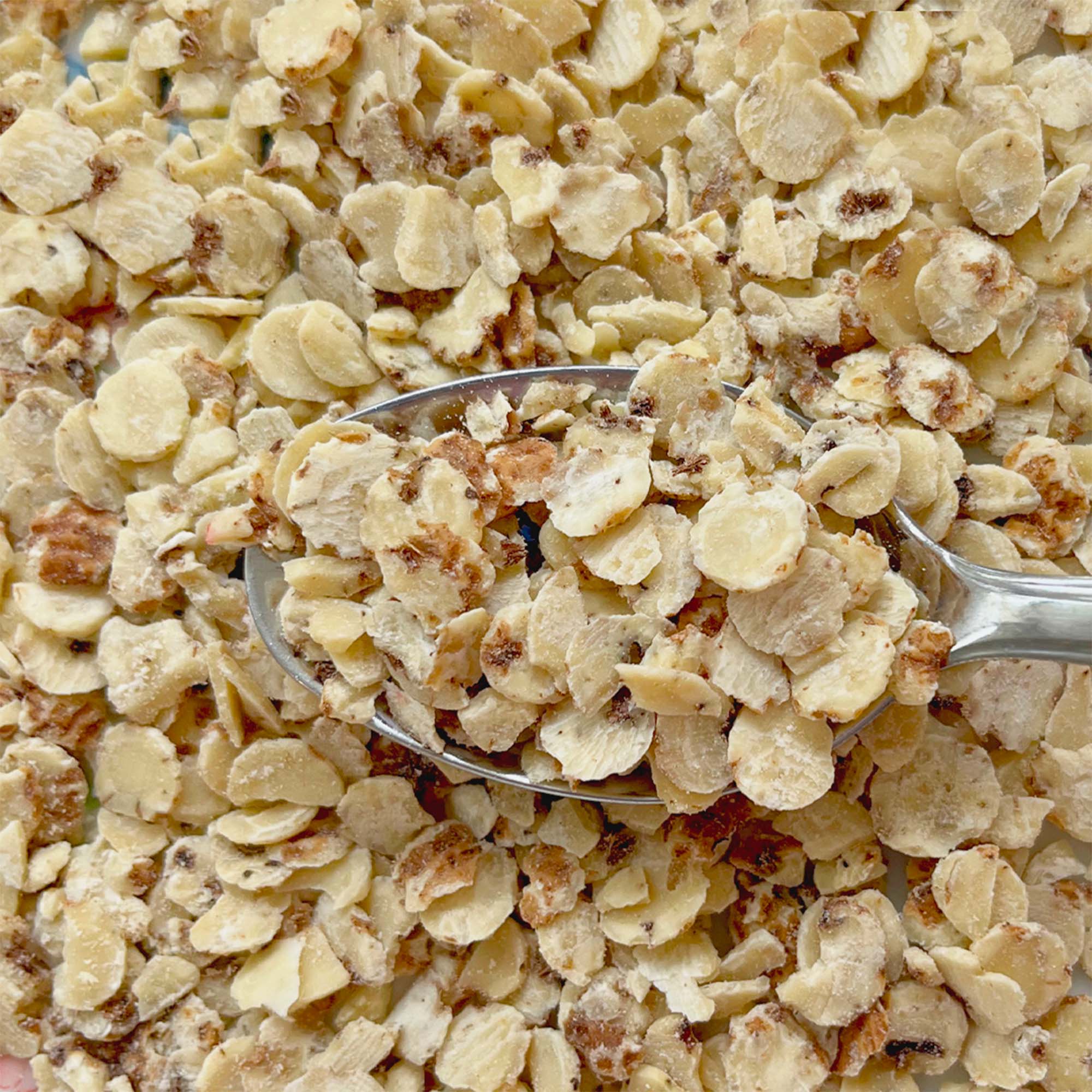 IoBoscoVivo - Wholesale Granola - Chufa Flakes with Organic Raspberry | Breakfast Flakes 180g2