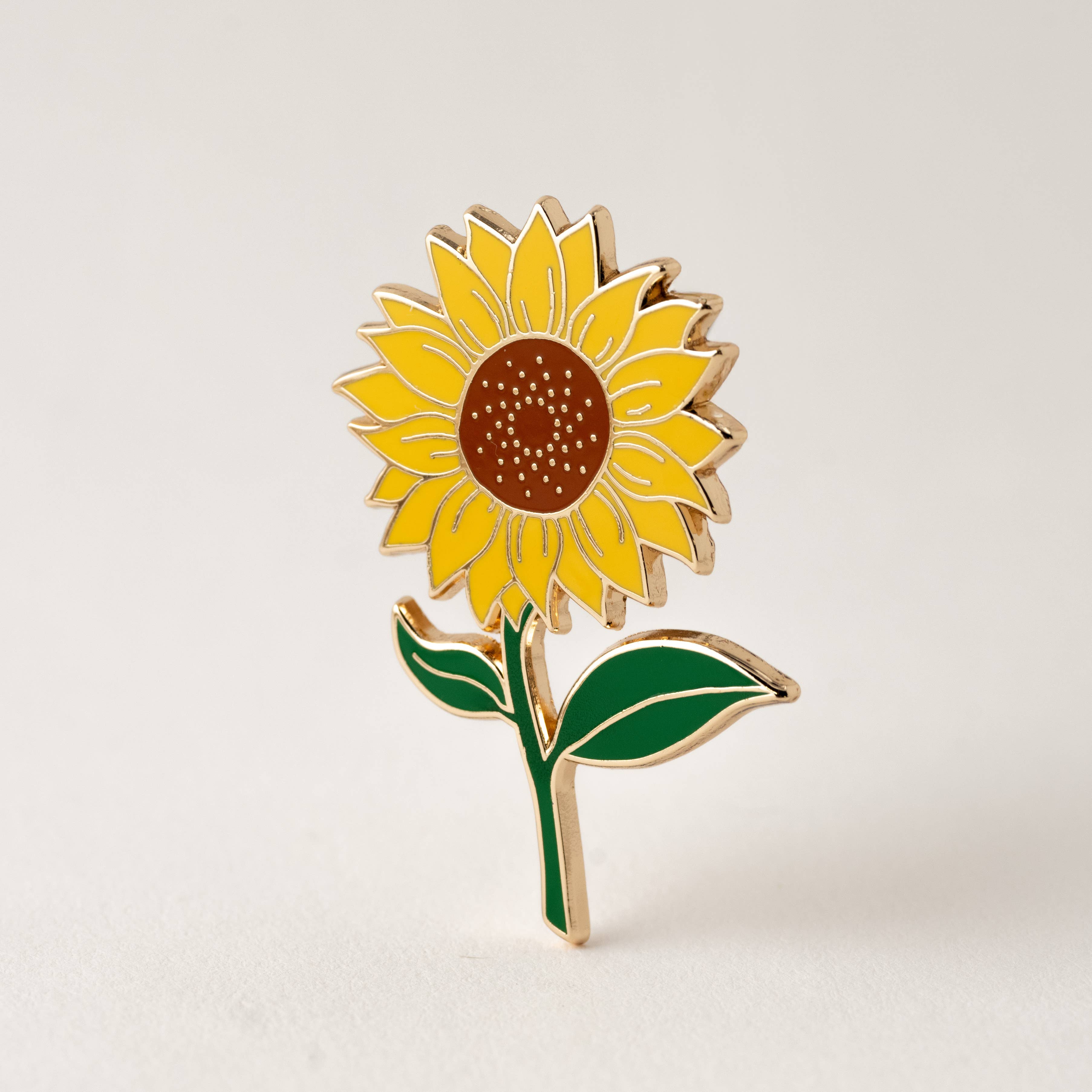 Happily Plants - Wholesale Lapel Pin/Button - Sunflower Lapel Pin, Garden Plant Flower Farm Gifts