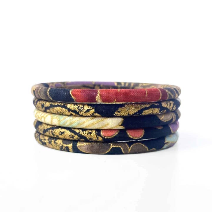 Melokane - Wholesale Armband - Japanse bangle armband met bloemen en kraanvogels op zwarte achtergrond1