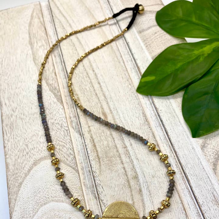 Beaded Labradorite Pendant Necklace - BBN103 for wholesale by Baizaar