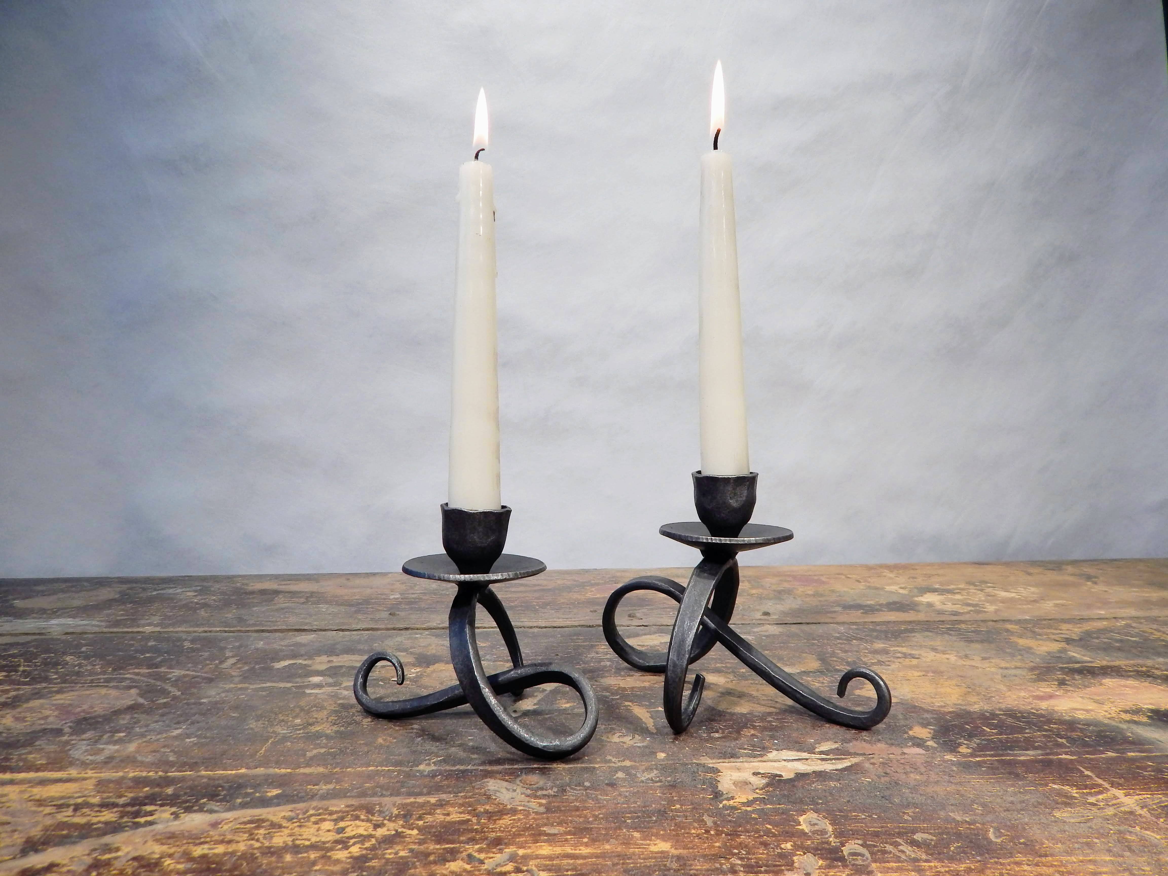 Blackthorne Forge – Engroshandel Lyseholder – Skulpturel lysestage