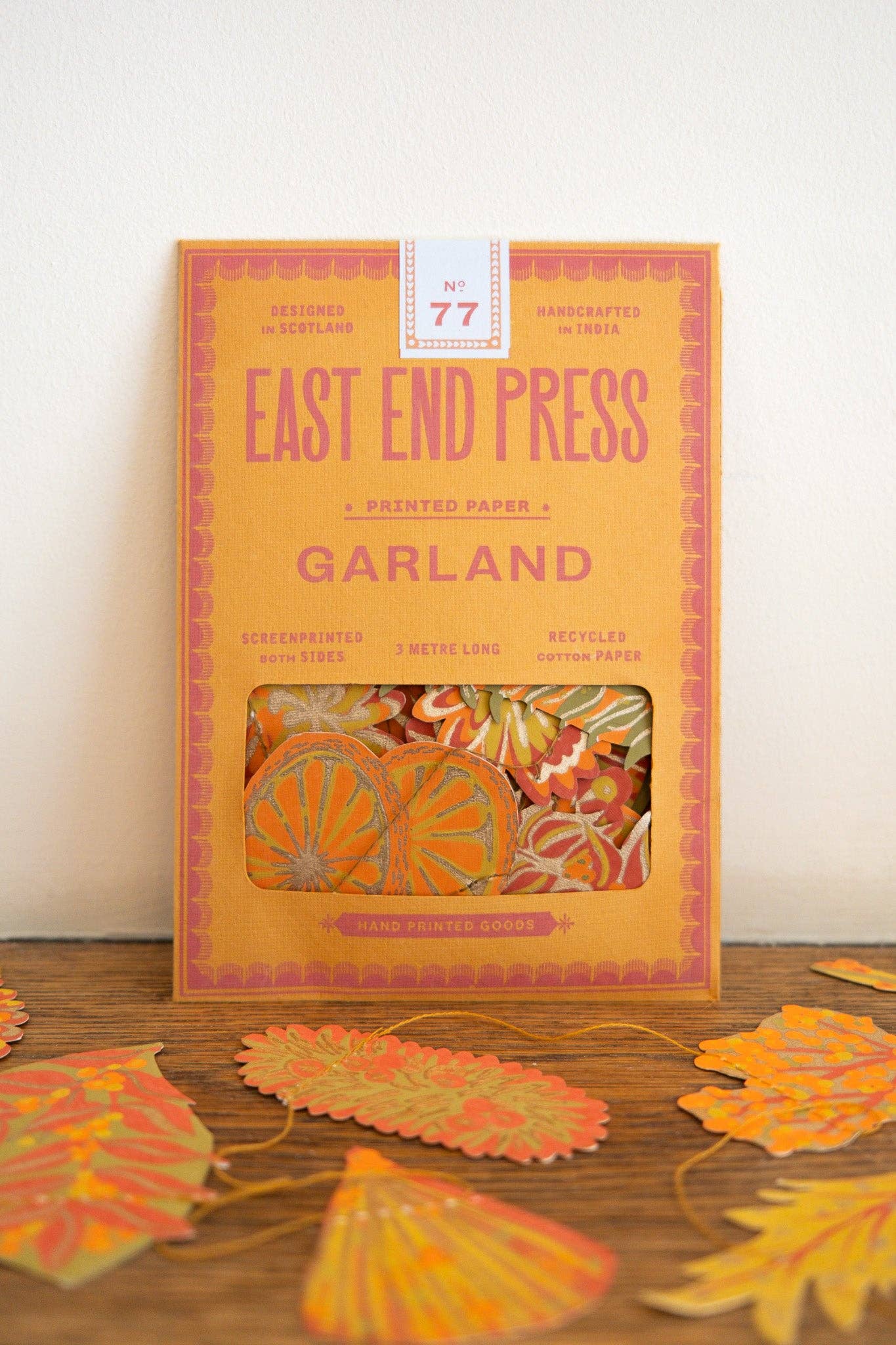 East End Press - Vendita all'ingrosso Bandierine/Ghirlande - Ghirlanda Cucita di Fiori d'Autunno8