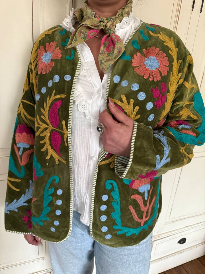 ToutVintage - Wholesale Jacket - Women's - Suzani Embroidery cotton jacket LOVE Olive green