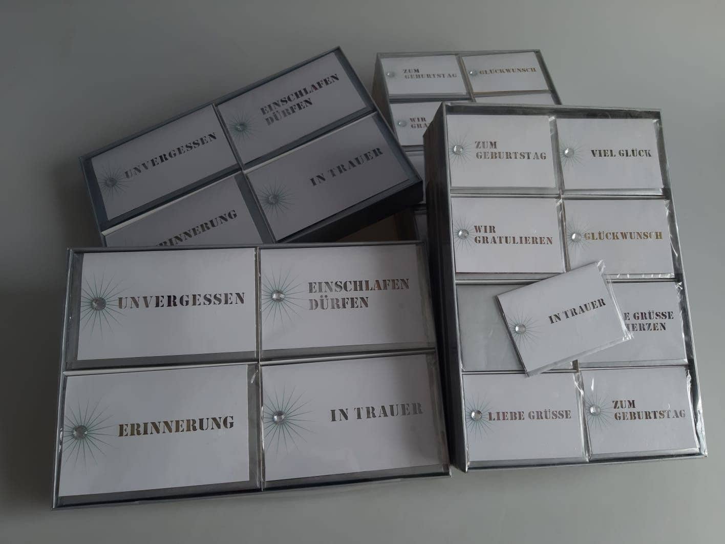 Salzmann Restwaren GmbH - Wholesale Postcard Set - Postkarten mix4