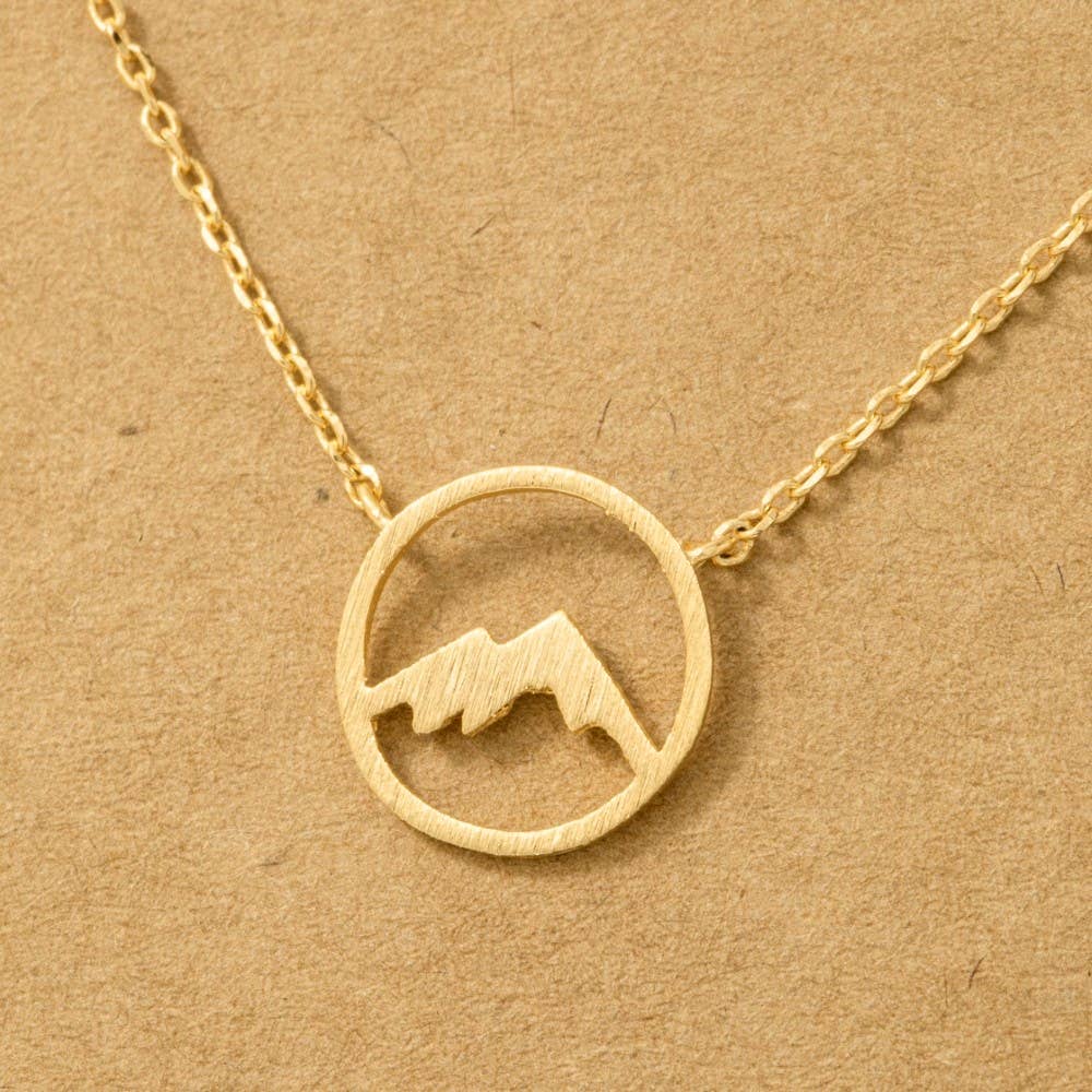 Fame Accessories – Großhandel Kette mit Anhänger/Charm – Mountain Range Anhänger Halskette3