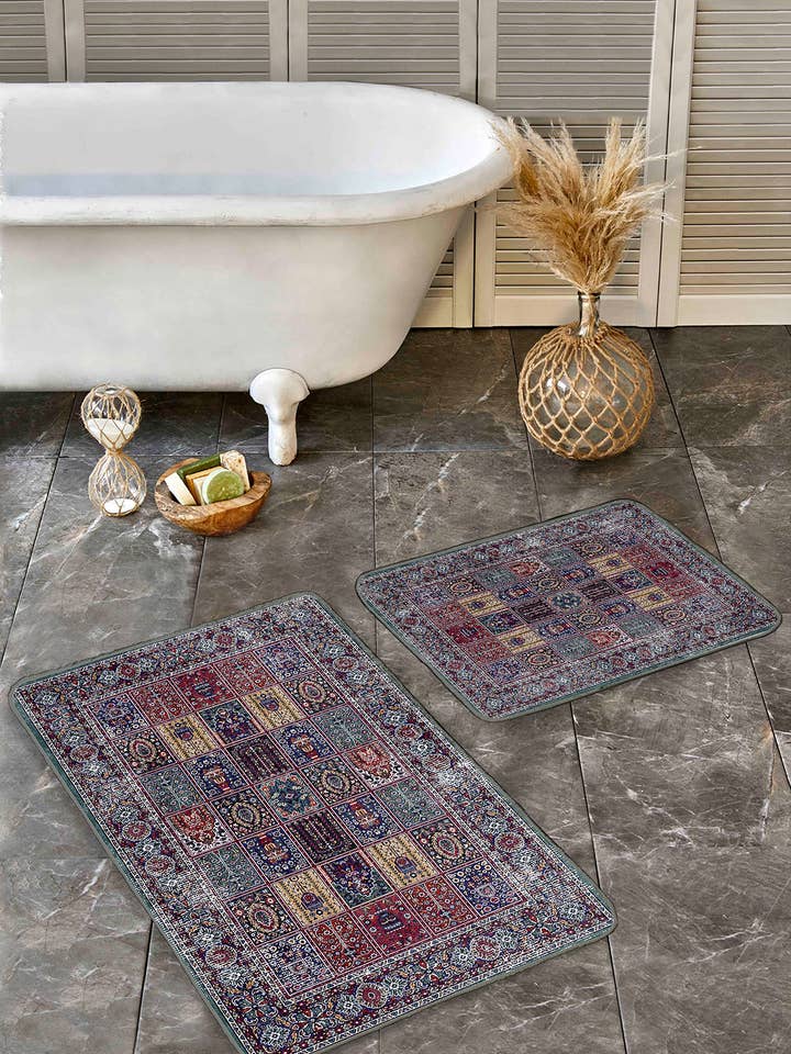 Ensemble de tapis de bain 2 pièces motif de carreaux complexe rouge bleu pour la vente par Realhomes