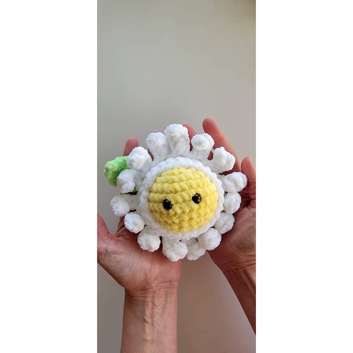 TOMOPOD LLC - Wholesale Stress relief ball/dough - Crochet Mini Stress Ball Buddies Garden, Flowers Crochet2