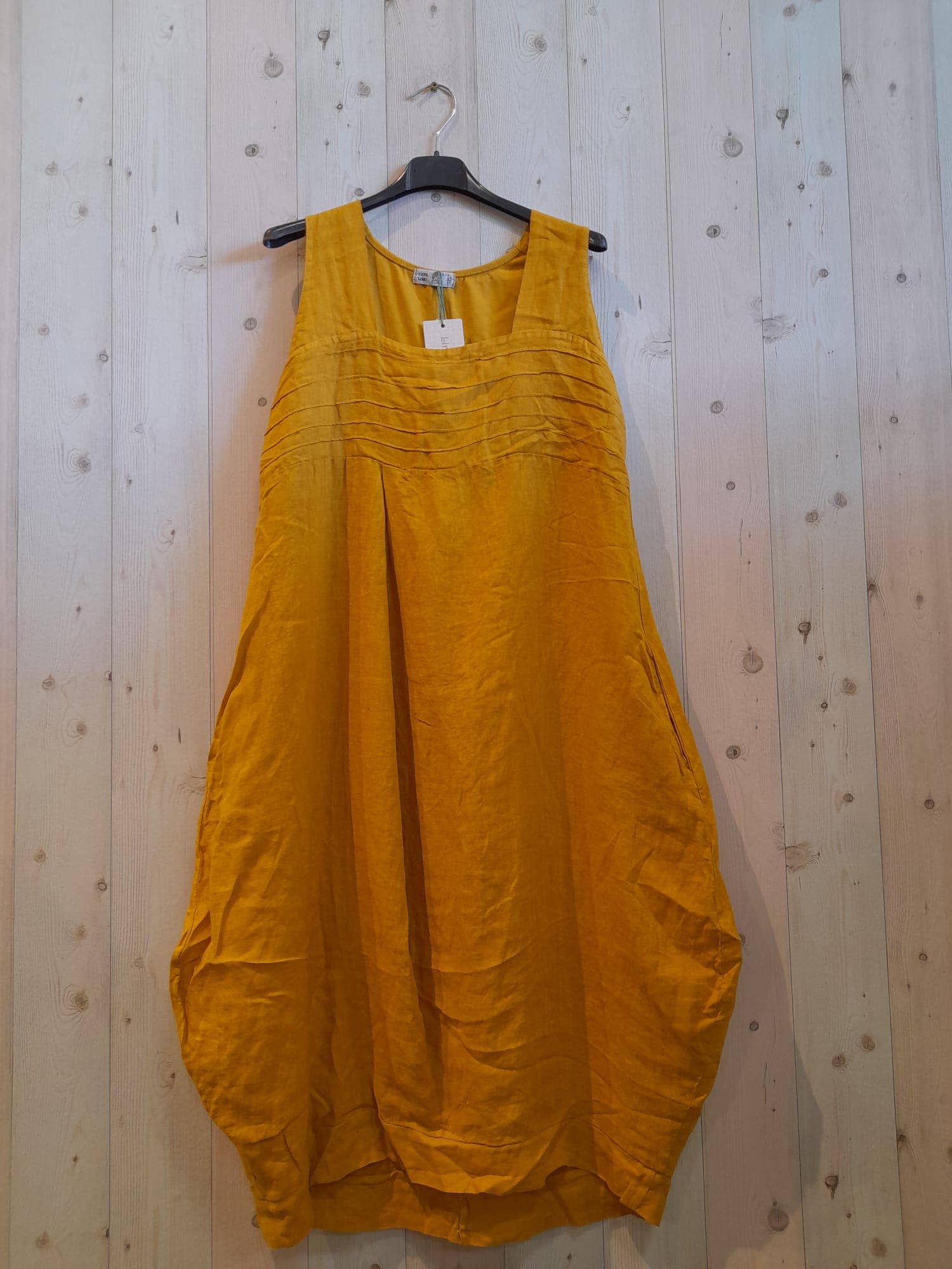 Linen & More – Großhandel Kleid – Damen – REF 24098 Ballonkleid aus 100 % Leinen mit breiten Trägern3