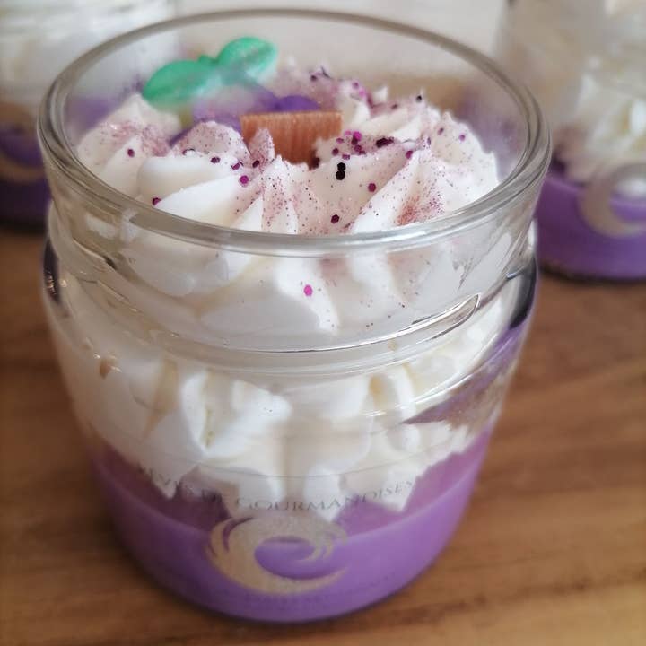 Rêves de gourmandises - Wholesale Jar/Filled Candle - Gourmet candle with wooden wick1