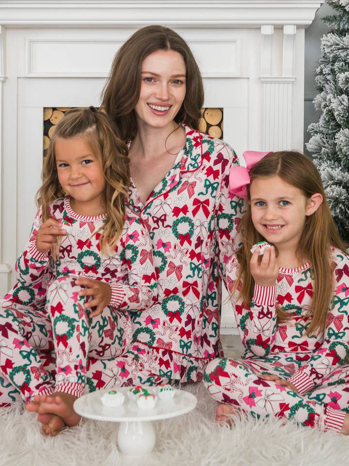 Pink SoftSnooze™ Girls Bamboo Viscose Holly Bows Ruffle Long Sleeve Pajama Set
for wholesale on Faire5