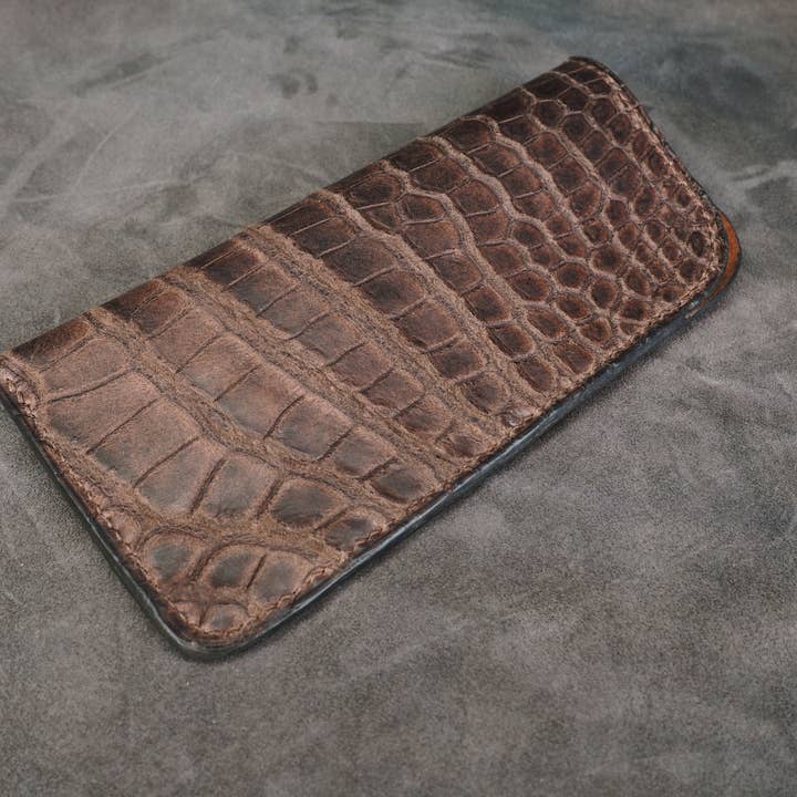 Étui à lunettes marron pour la vente par Ak Yol Atelier