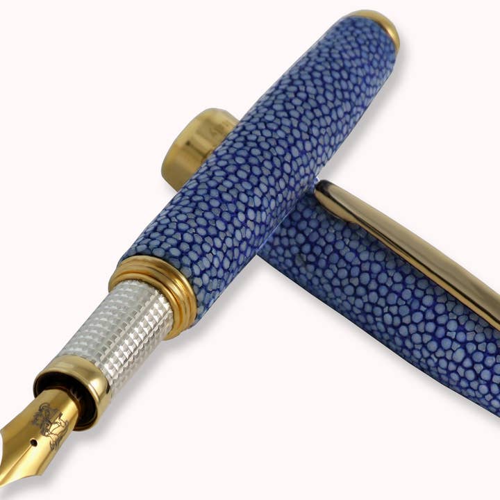 Grifos pens - Venta al por mayor Bolígrafo - Pluma estilográfica de cuero de raya azul con empuñadura de plata 925