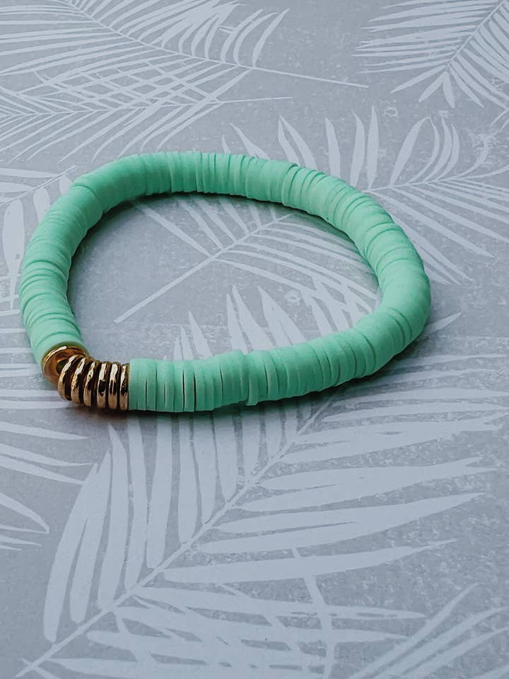 Pastell salvia grönt heishi armband för wholesale av The western jewel