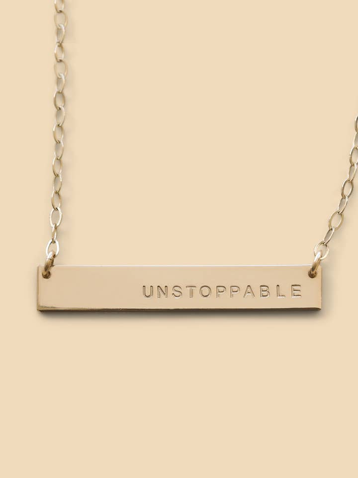 Colar de barra clássica imparável por atacado de Everly Made