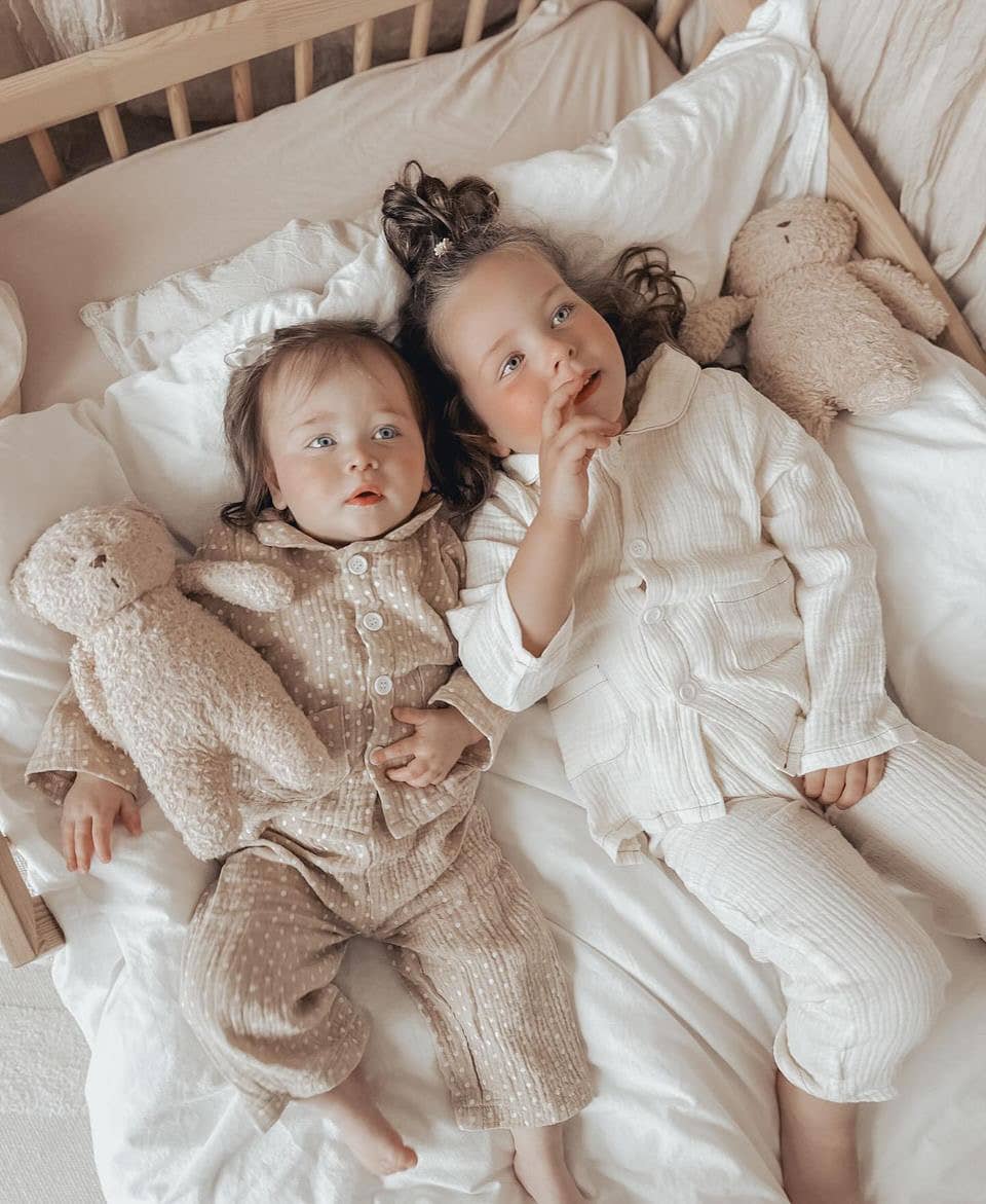 Annie & Charles - Wholesale Sleepwear Set - Kids - Annie & Charles® muslin cotton dot pajama set5
