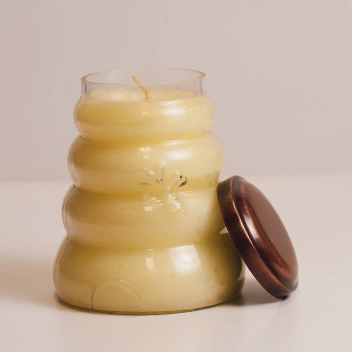 A Cheerful Giver - Wholesale Jar/filled candle - Beehive Baby Candle (14oz.) – Honey Apple2