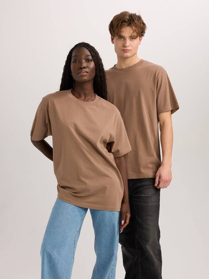 T-shirt unisexe robuste pour la vente par Known Supply