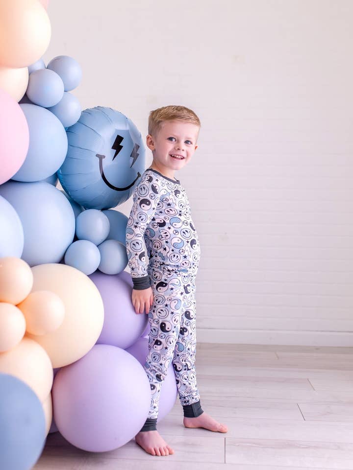 Dream Big Little Co. - Vente Haut et bas de pyjama – enfant - COFFRET YING YANG & VIBE DREAM DBLC x LOLO WEBB1