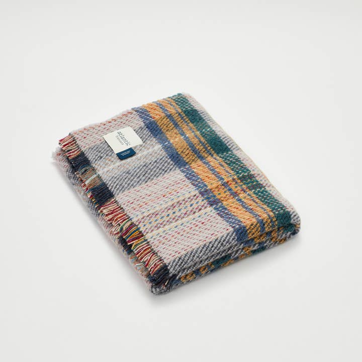 Atlantic Blankets - Wholesale Throw Blanket - Random Recycled Wool Blanket