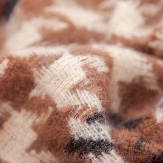 Adorro - Wholesale Scarf - Women's - Soft Two Tone Houndstooth Chunky Fleece Oblong Tassel Scarf11