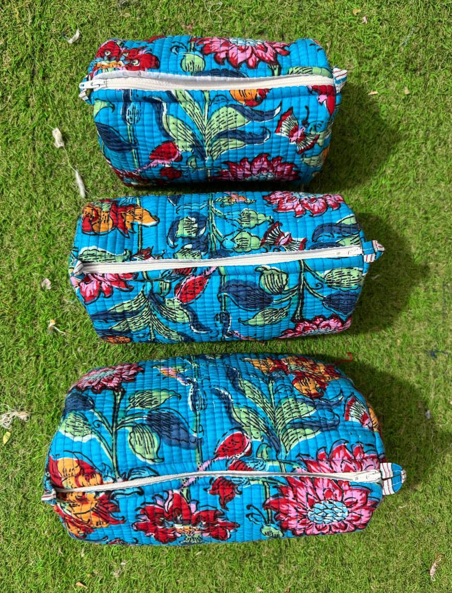 GYPSY STUDIO - Vente Trousses de maquillage/cosmétique - Pochette faite main en coton Sac imprimé bloc Trousse de toilette matelassée3