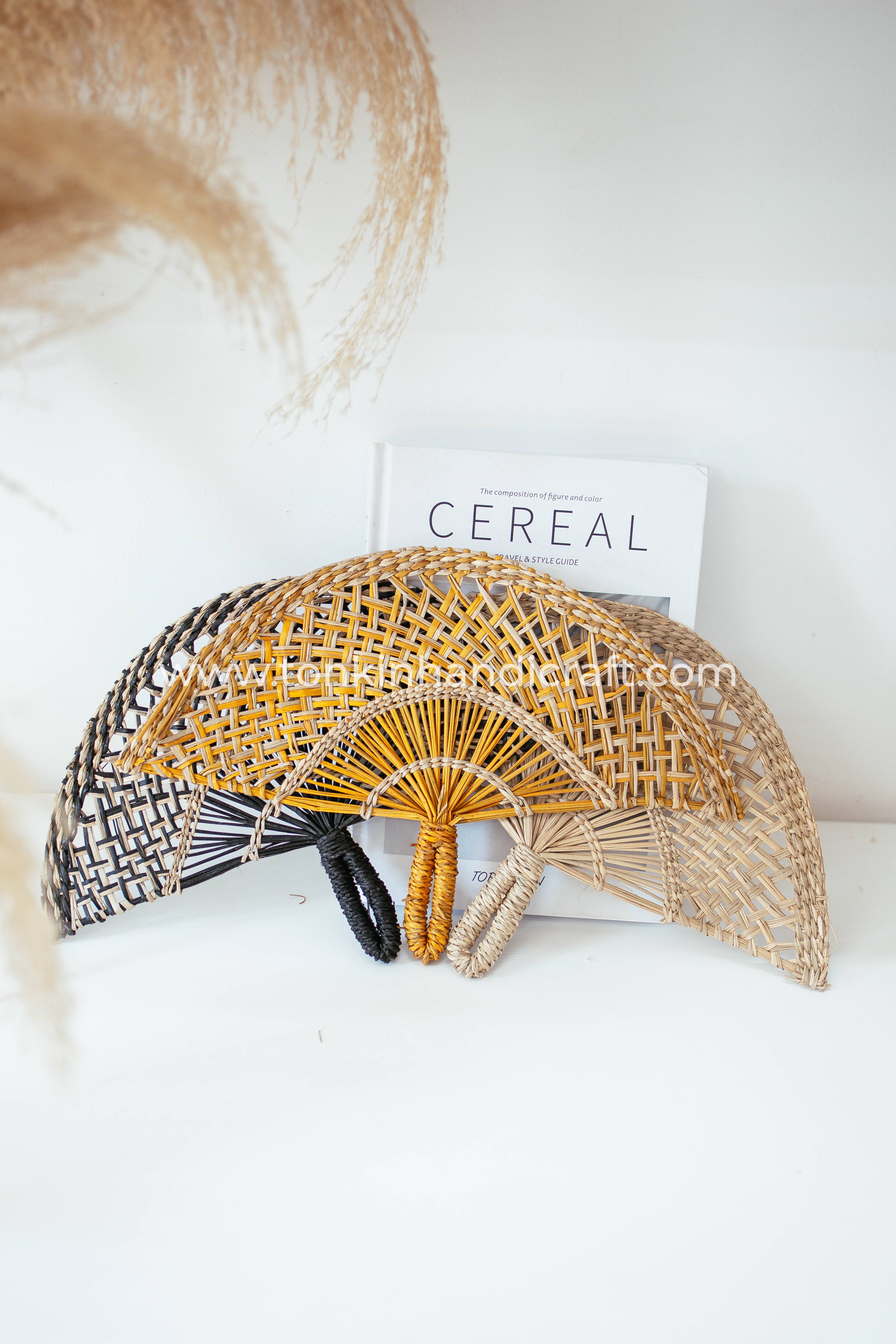 Tonkin Handicraft - Wholesale Wall Accent - Seagrass woven fans2